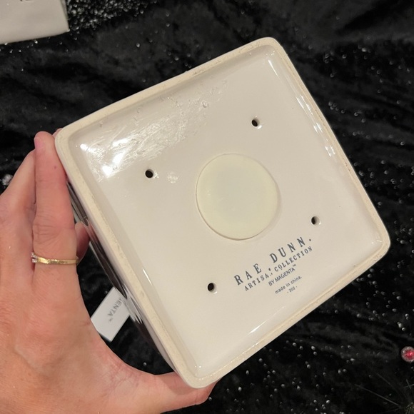 ⭐️BOGO FREE⭐️ NWT Rae Dunn “Birdhouse” Planters - Picture 9 of 10